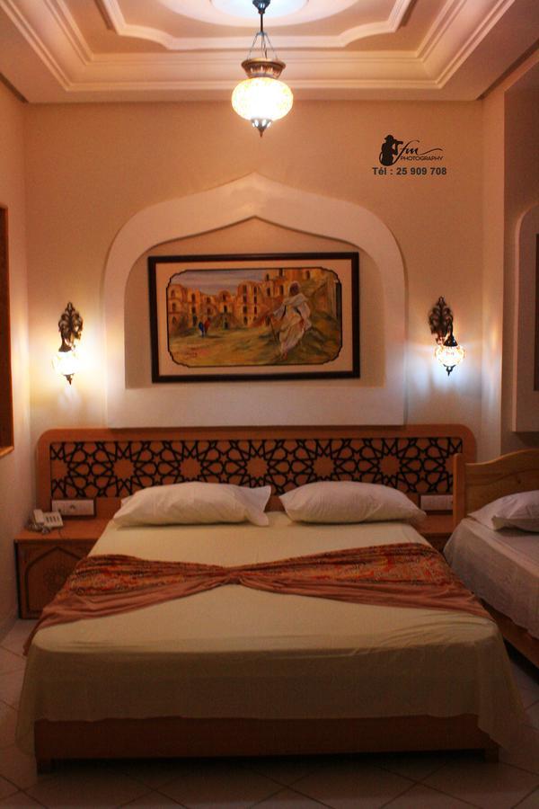 Hotel Saheb Ettabaa Tunis Room photo